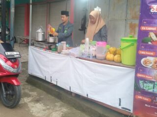 Tingkatkan Kemandirian Ekonomi, IPNU-IPPNU Larangan Badung Jualan Takjil