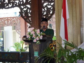 Kiai Mukhlis Nasir Ajak Banom dan Lembaga NU Lestarikan Tradisi Pesantren