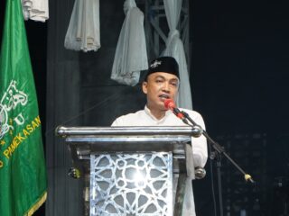 Kiai Muchlis Berkomitmen Jadikan Pesantren Sebagai Episentrum Kegiatan PCNU Pamekasan Kiai Muchlis Berkomitmen Jadikan Pesantren Sebagai Episentrum Kegiatan PCNU Pamekasan